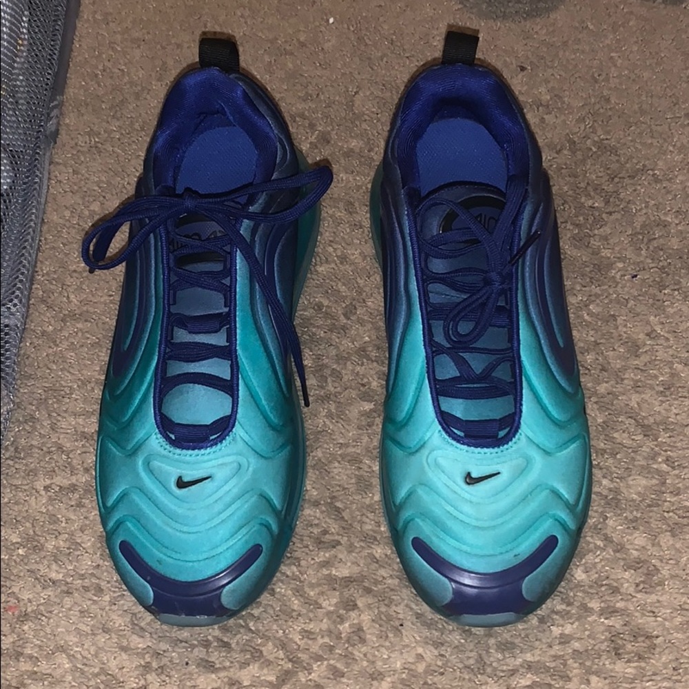Nike air max 720 size 7